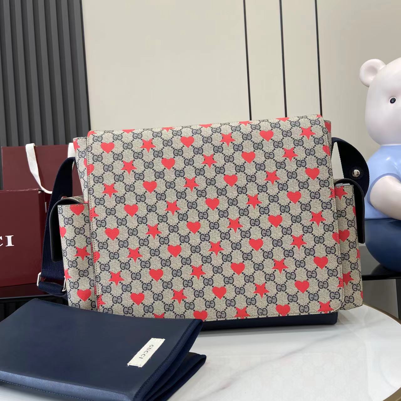 Gucci Large Changing Bag - EUR FASHION