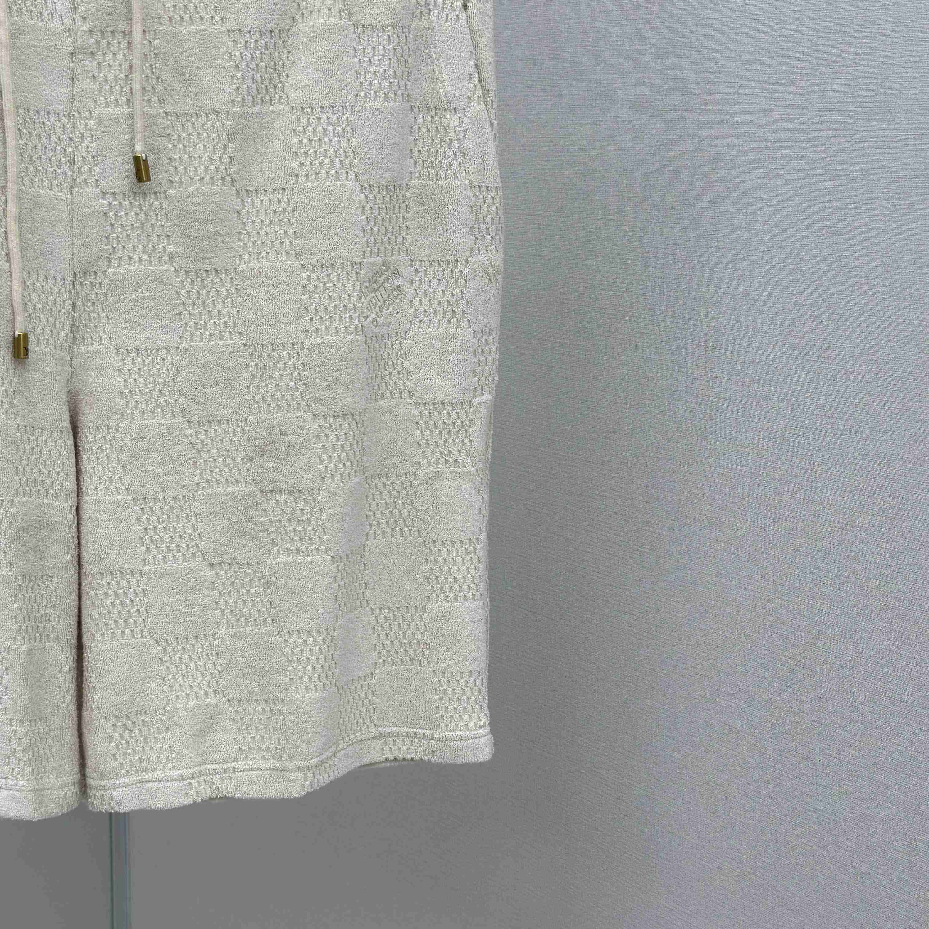 Louis Vuitton Damier French Terry Shorts   1AHUVJ - EUR FASHION