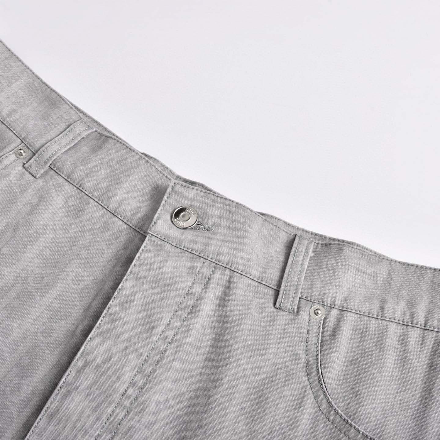Dior Oblique Bermuda Shorts  - EUR FASHION
