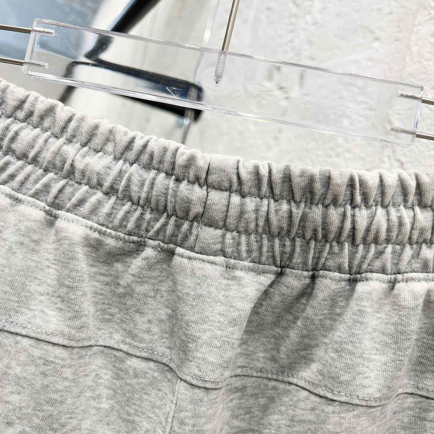 Prada Shorts    - EUR FASHION