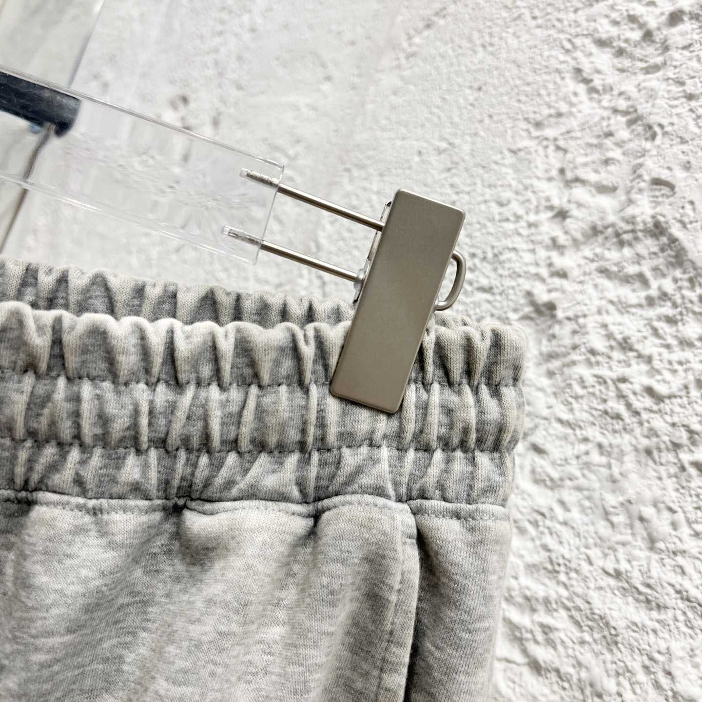 Prada Shorts    - EUR FASHION