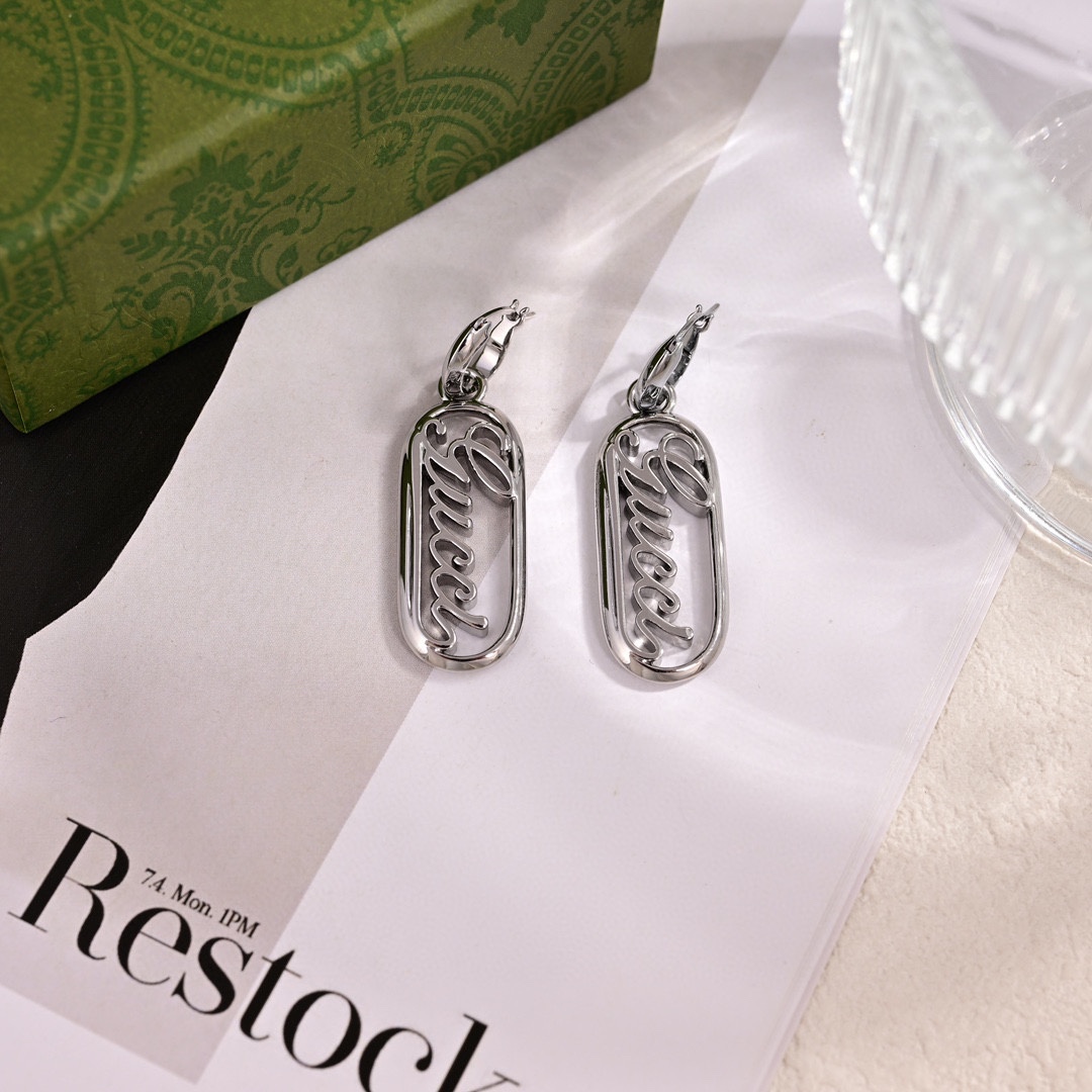 Gucci Script Logo Drop Earrings - EUR FASHION