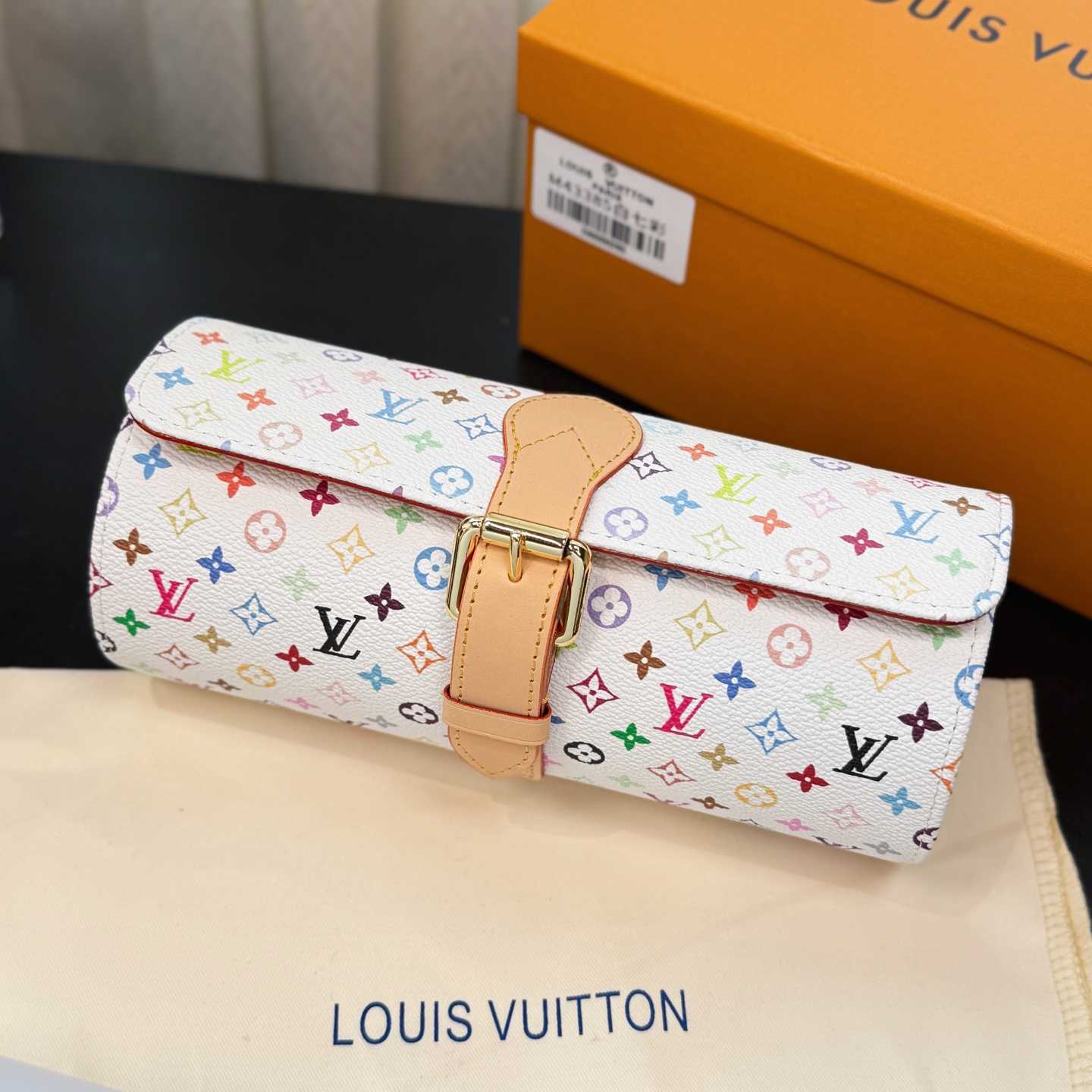  - EUR FASHION