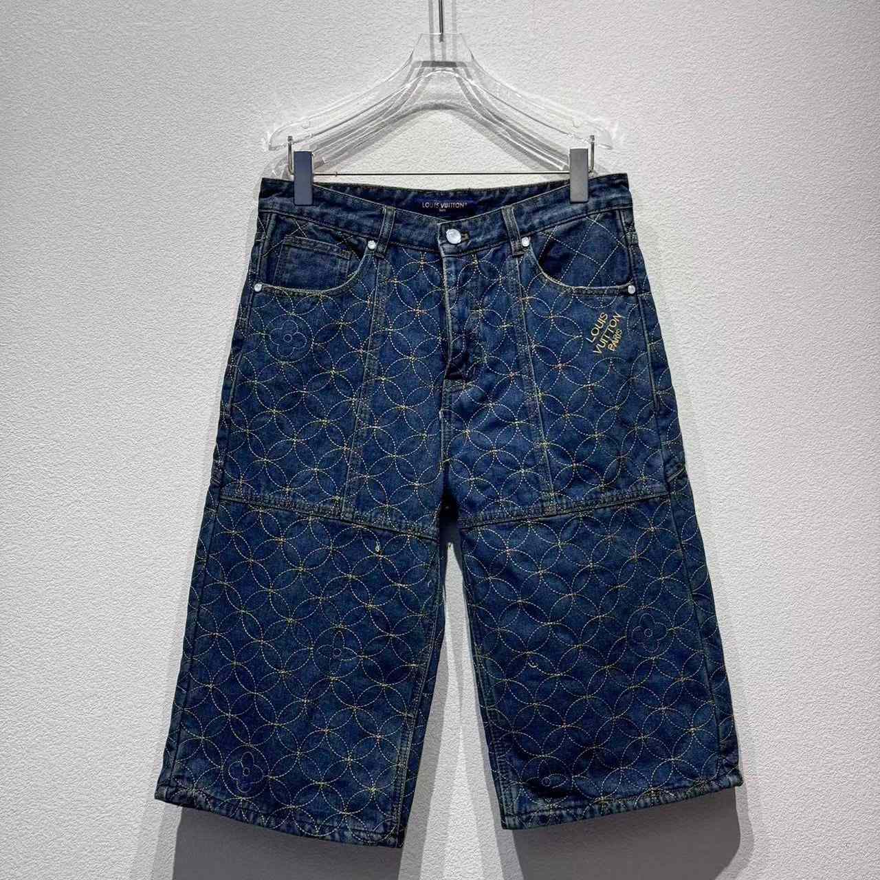  - EUR FASHION