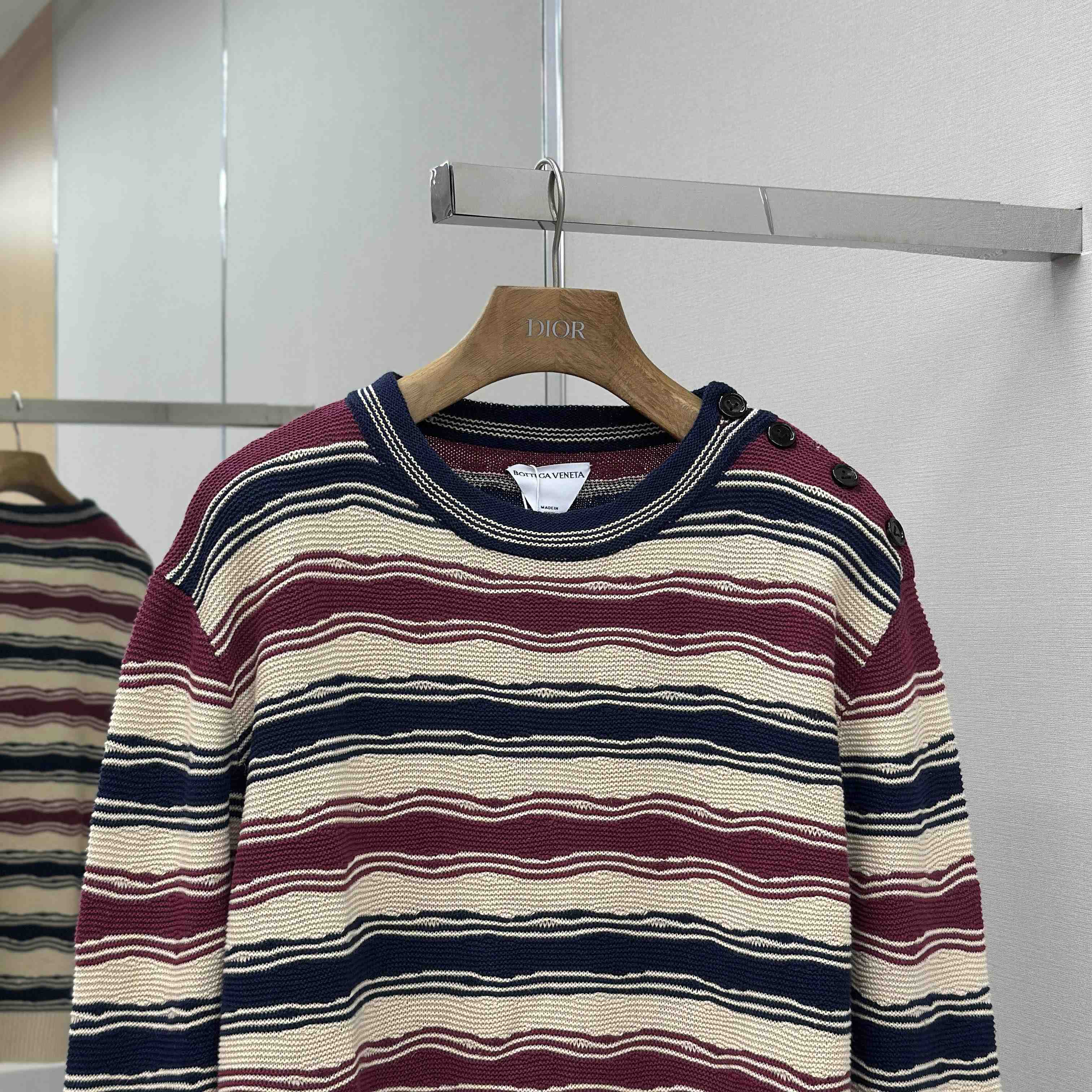 Bottega Veneta Men's Red Distorted Stripe Linen & Cotton Sweater  - EUR FASHION
