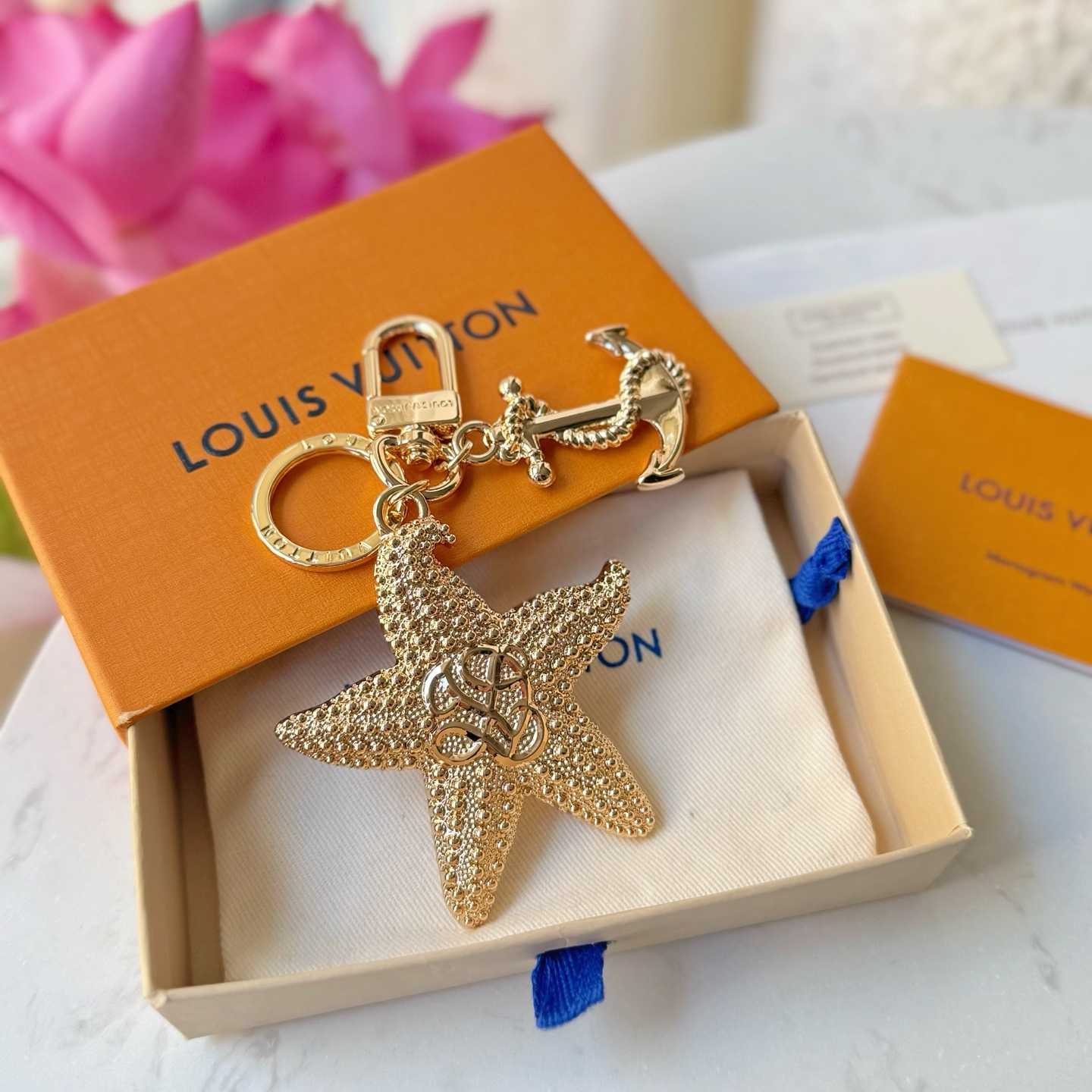 Louis Vuitton LV Starfish Key Holder and Bag Charm   M02622 - EUR FASHION