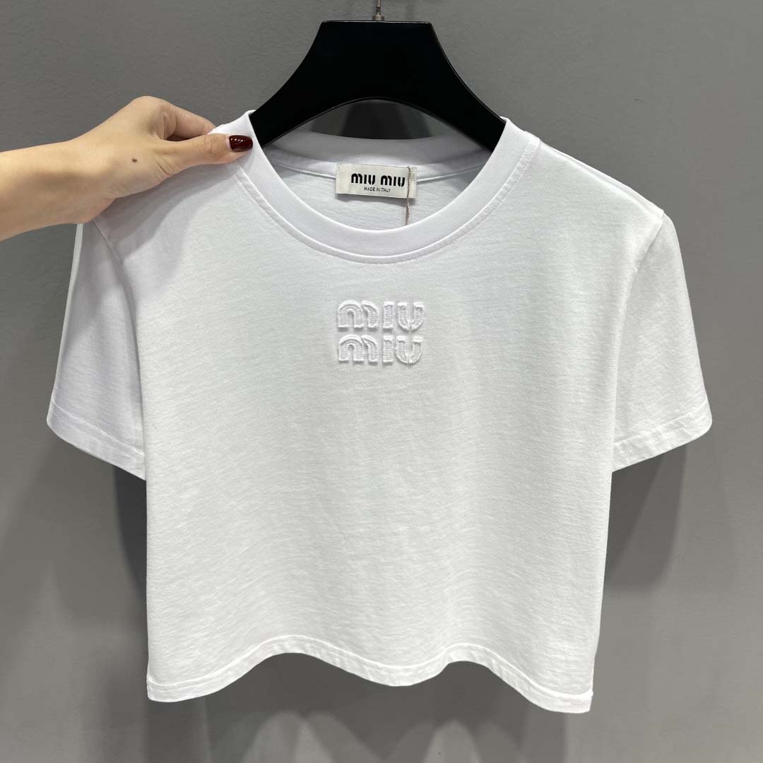  - EUR FASHION