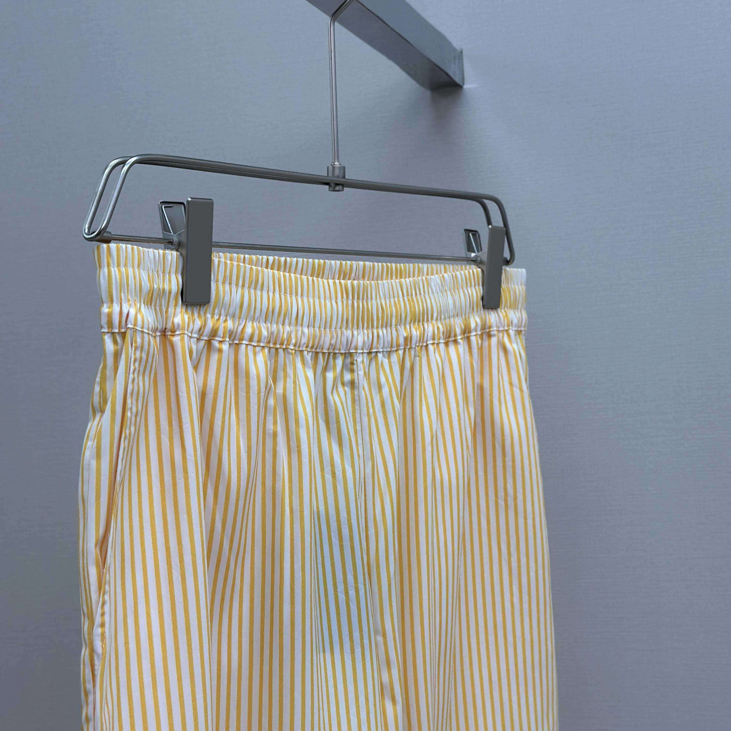 Louis Vuitton Monogram Striped Drawstring Pants   1AHVRZ  - EUR FASHION