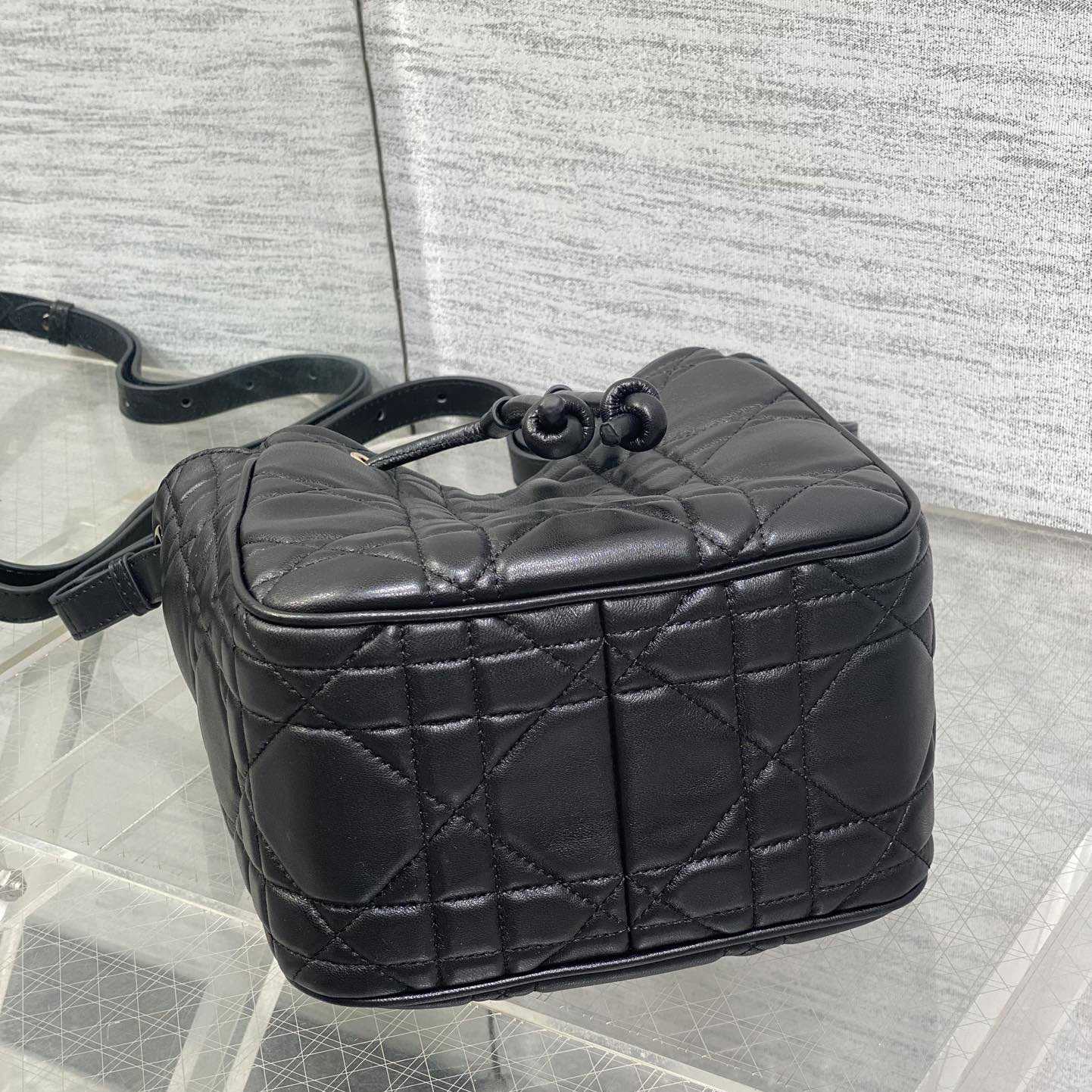 Dior Small D-Motion Bag  - EUR FASHION