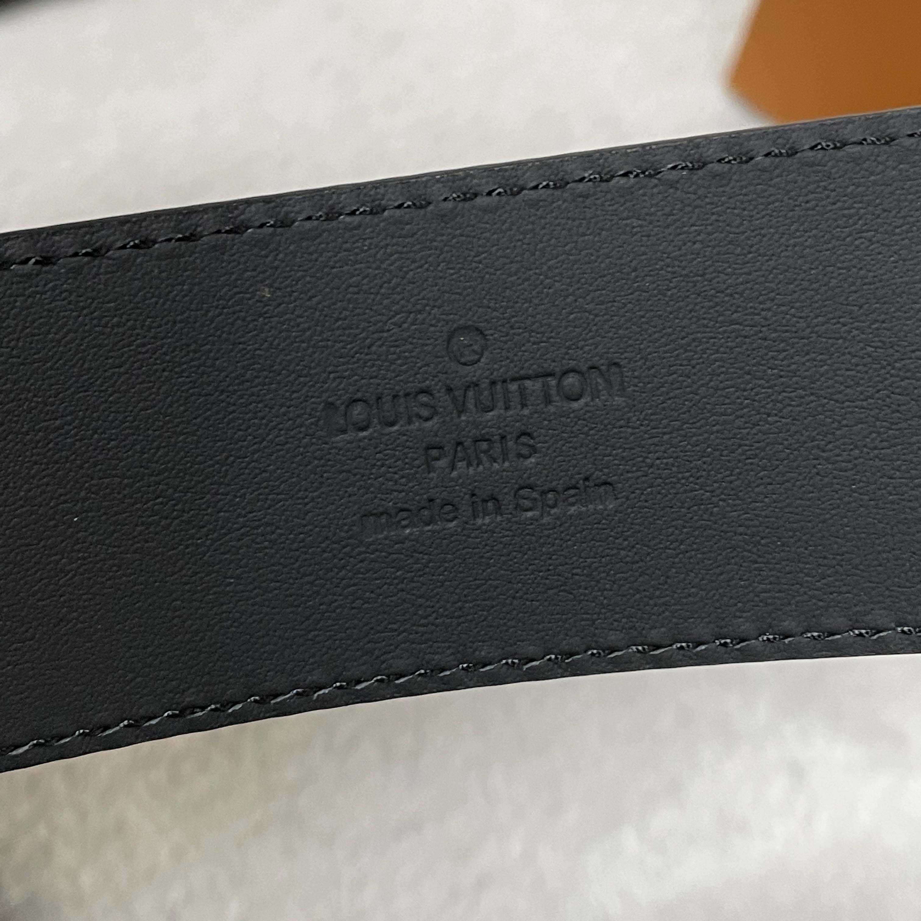 Louis Vuitton LV Initiales 40mm Reversible Belt  M8502U - EUR FASHION