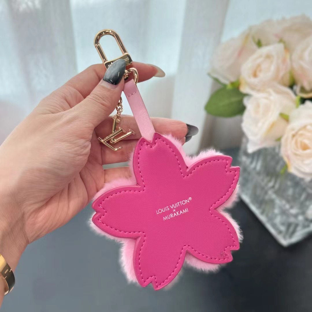 Louis Vuitton LV x TM Cherry Blossom Bag Charm   M02485 - EUR FASHION