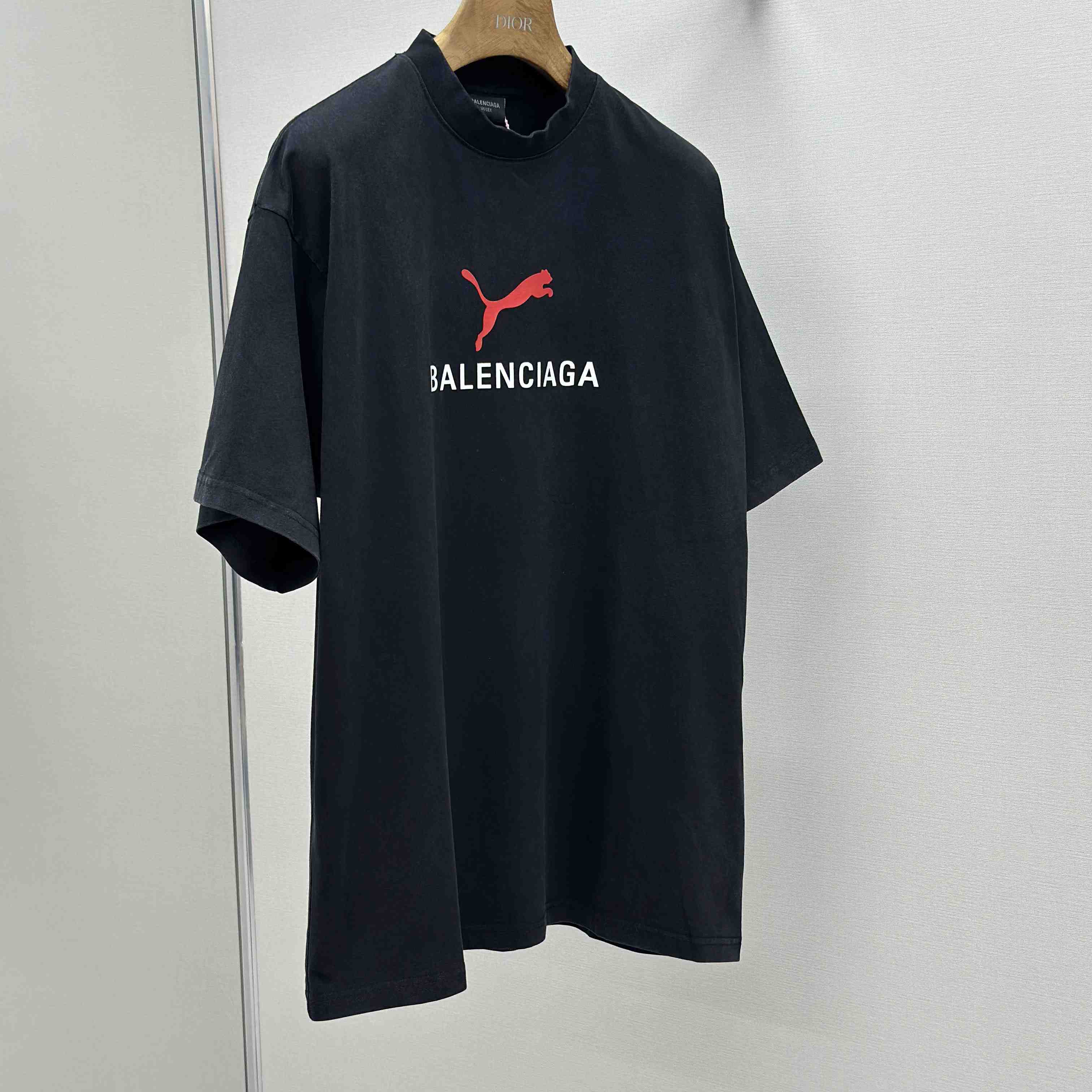 Balenciaga I PUMA Oversized T-Shirt in faded washed black dry jersey - EUR FASHION