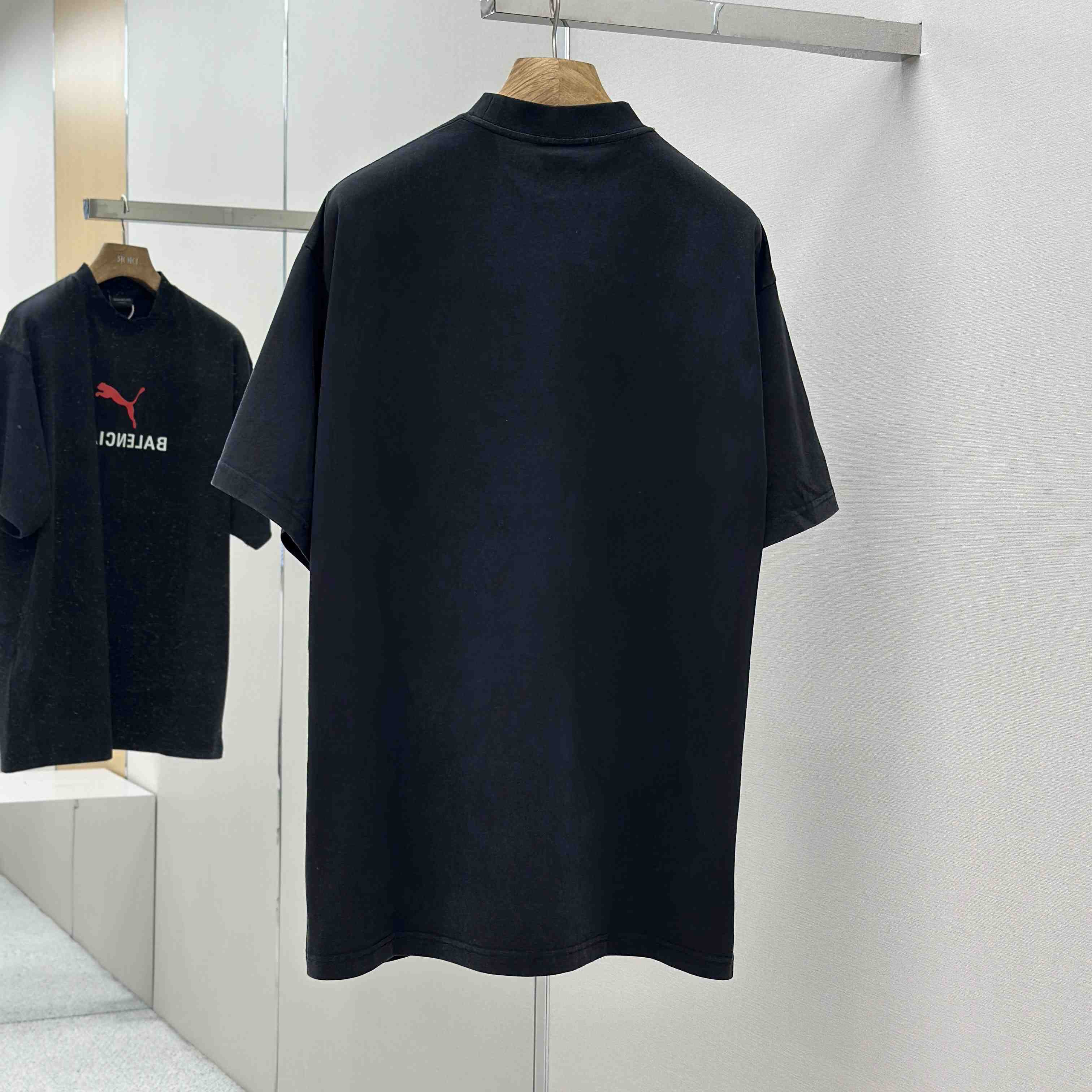 Balenciaga I PUMA Oversized T-Shirt in faded washed black dry jersey - EUR FASHION