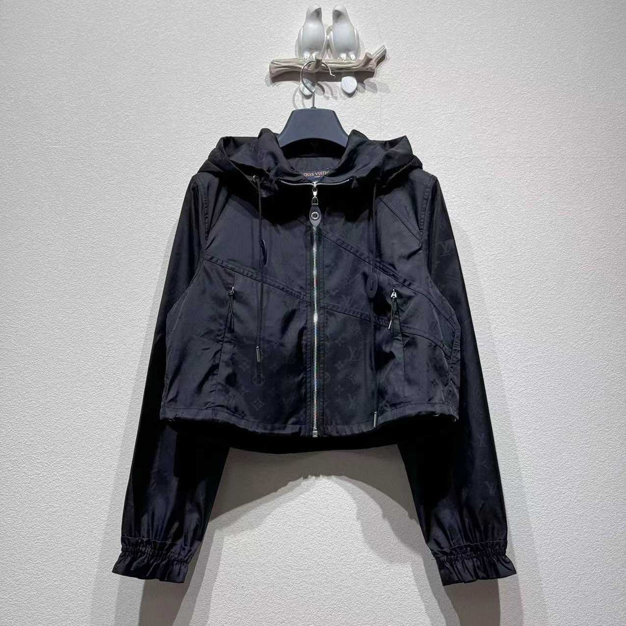  - EUR FASHION