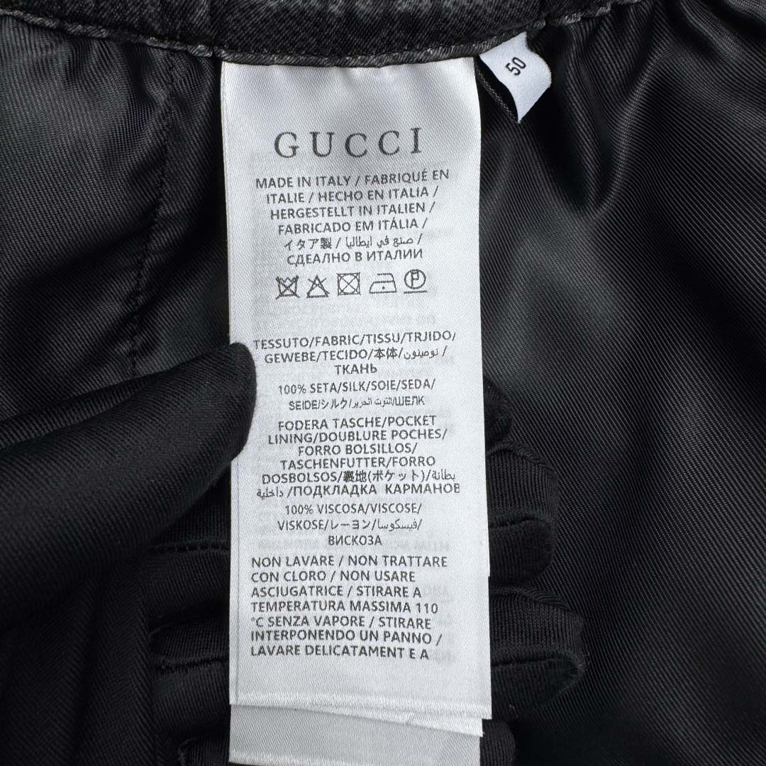 Gucci Printed Silk Twill Shorts - EUR FASHION