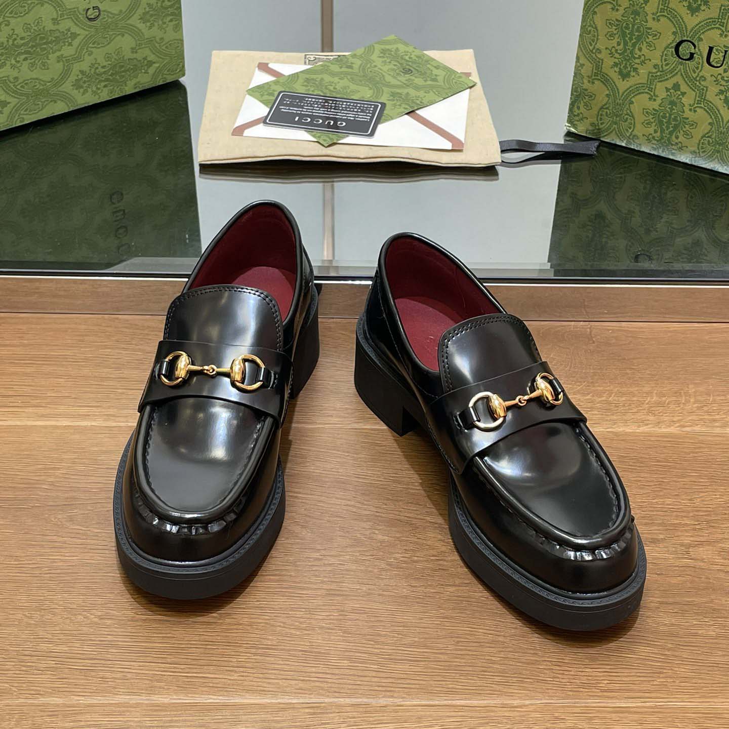Gucci Women's loafer with Horsebit - EUR FASHION