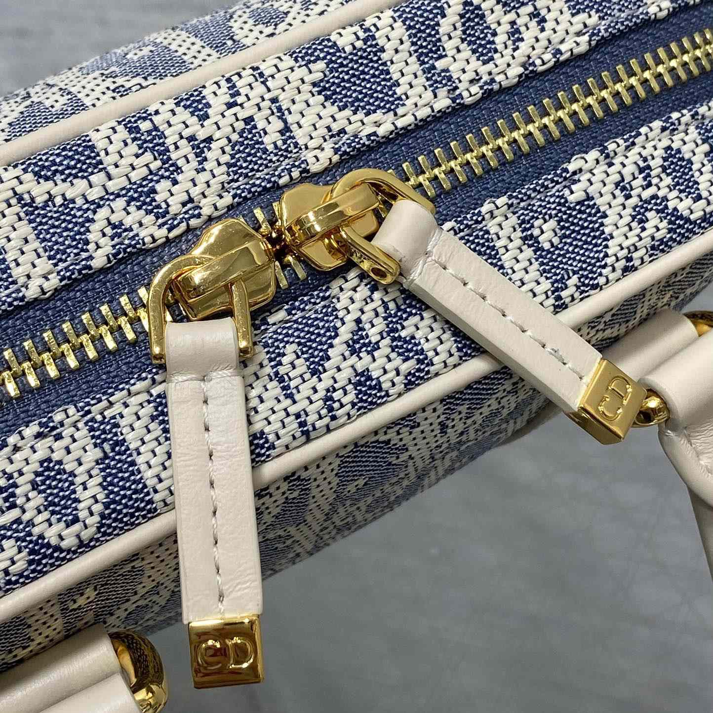 Dior D-Vibe East-West Nano Bag  - EUR FASHION
