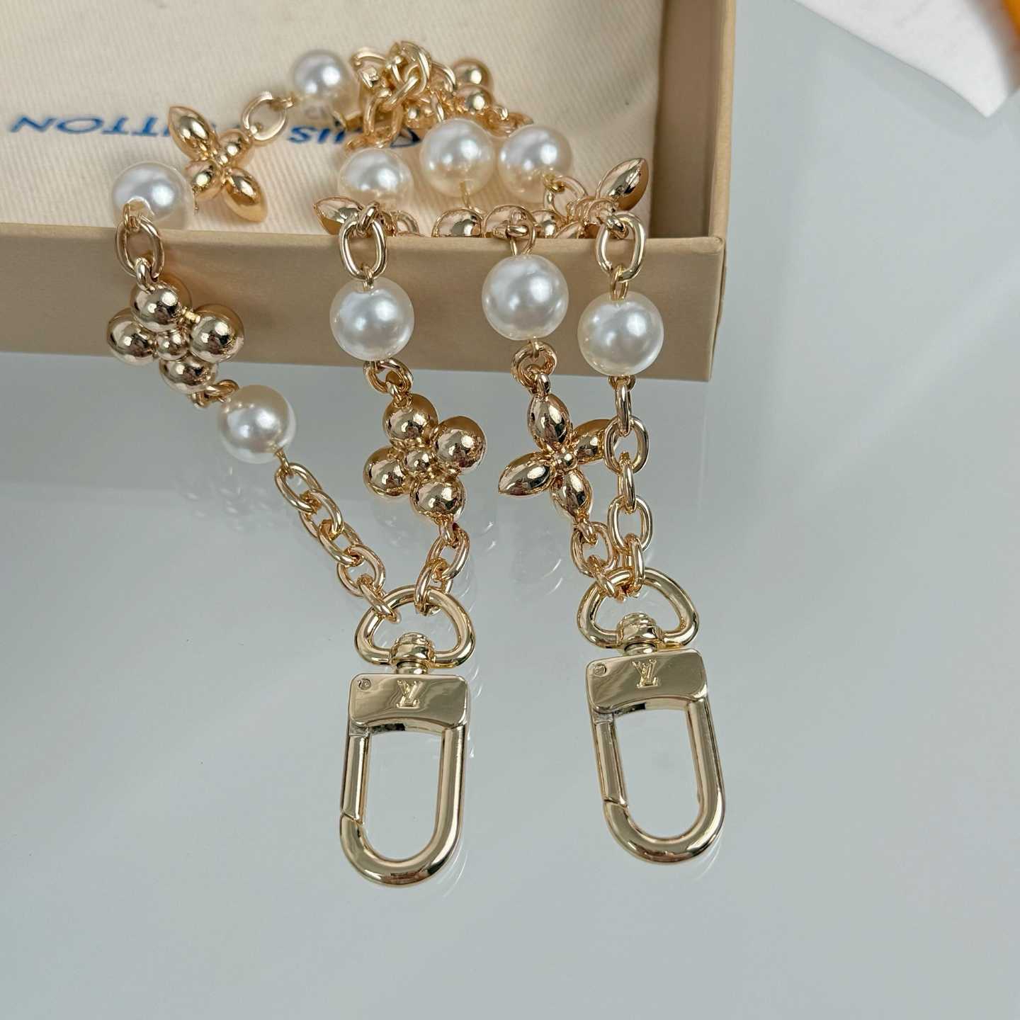 Louis Vuitton Chain - EUR FASHION