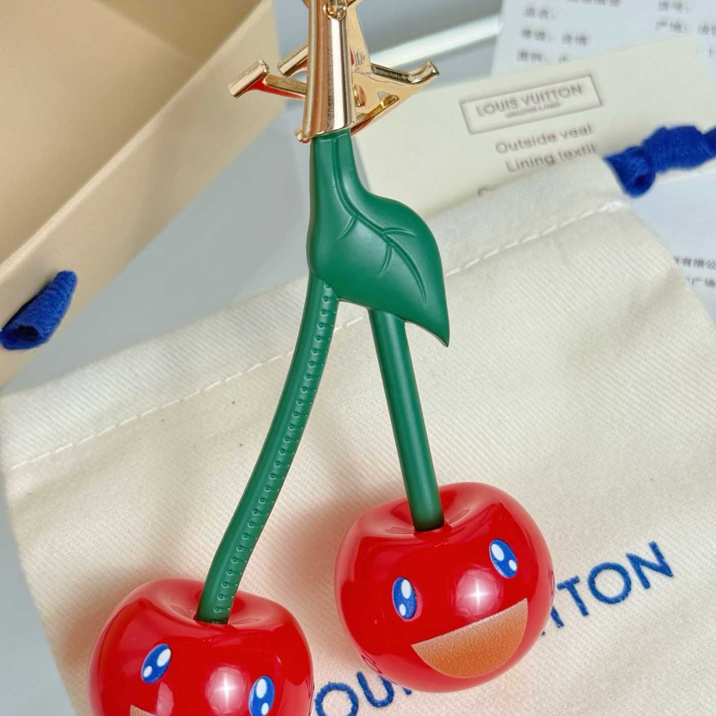 Louis Vuitton LV x TM Cerise Bag Charm   M02476 - EUR FASHION