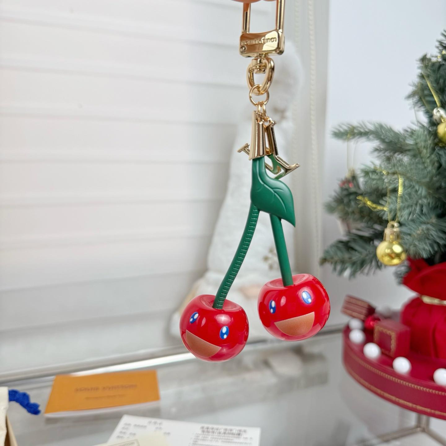 Louis Vuitton LV x TM Cerise Bag Charm   M02476 - EUR FASHION
