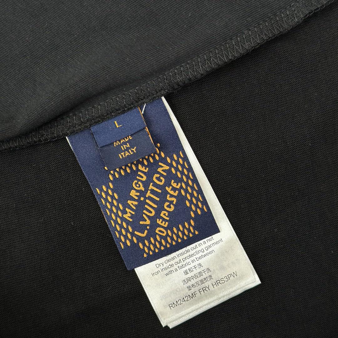 Louis Vuitton Embroidered Signature Cotton T-Shirt   1AFJFK - EUR FASHION