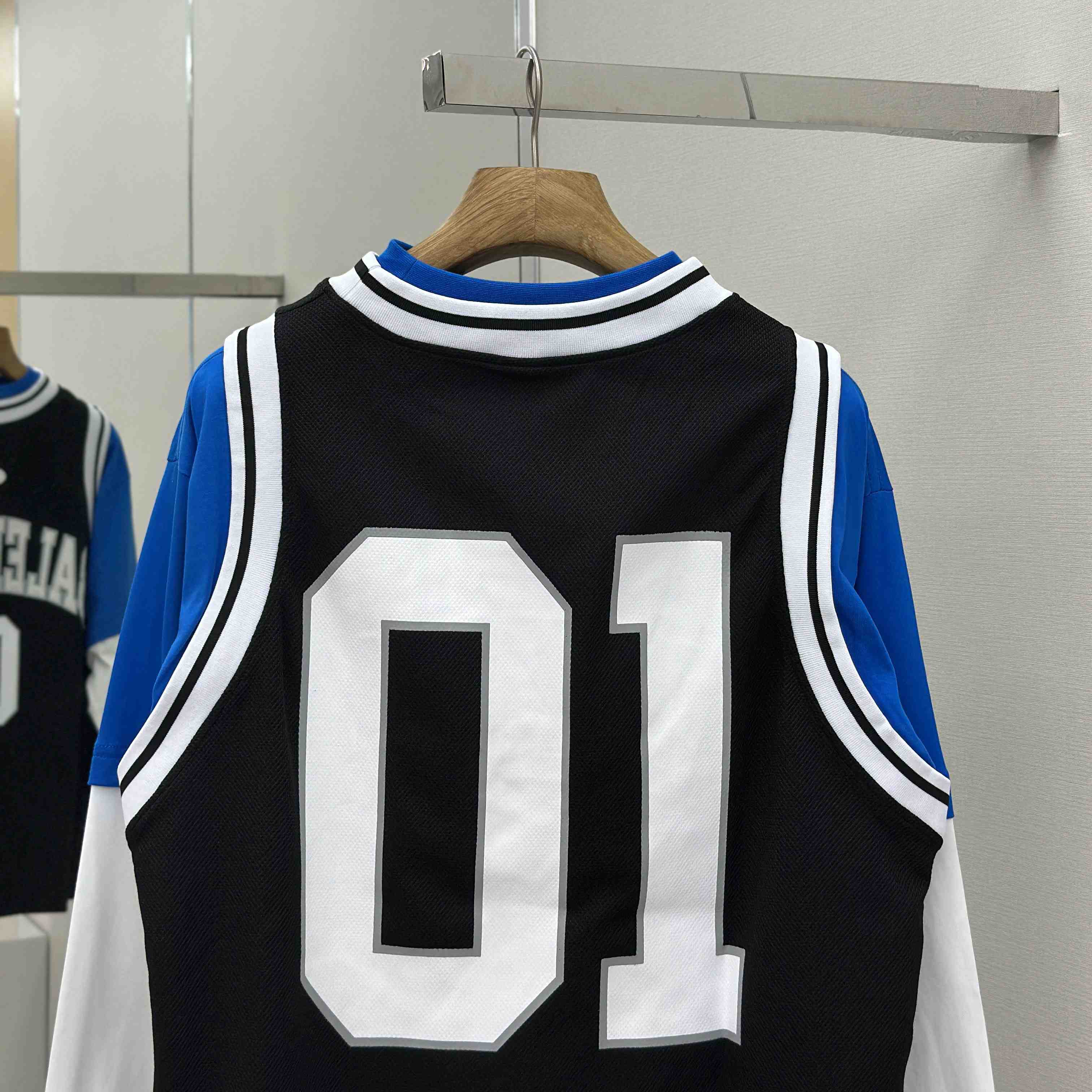 Balenciaga Basketball Series - Layered Long Sleeve T-Shirt In Black And White Sporty Mesh Jersey - EUR FASHION
