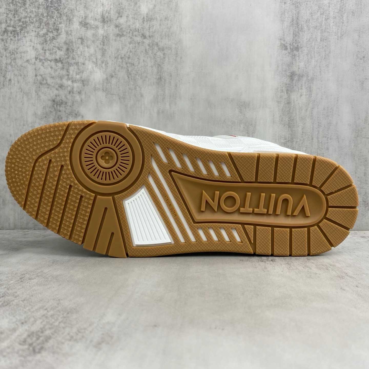 Louis Vuitton LV Trainer Sneaker   1AHTSD - EUR FASHION