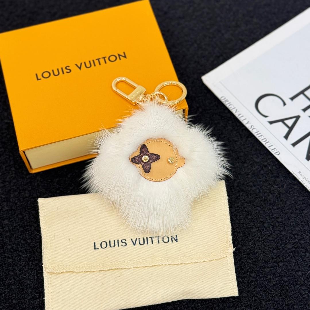 Louis Vuitton Vivienne Fur Key Holder   M02300 - EUR FASHION