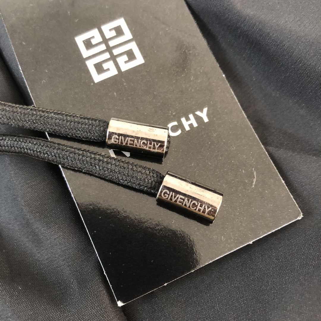 Givenchy 4G logo-print Shorts  - EUR FASHION