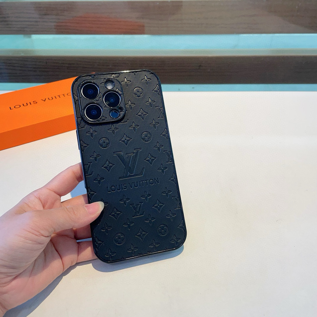 Louis Vuitton Phone Case  - EUR FASHION
