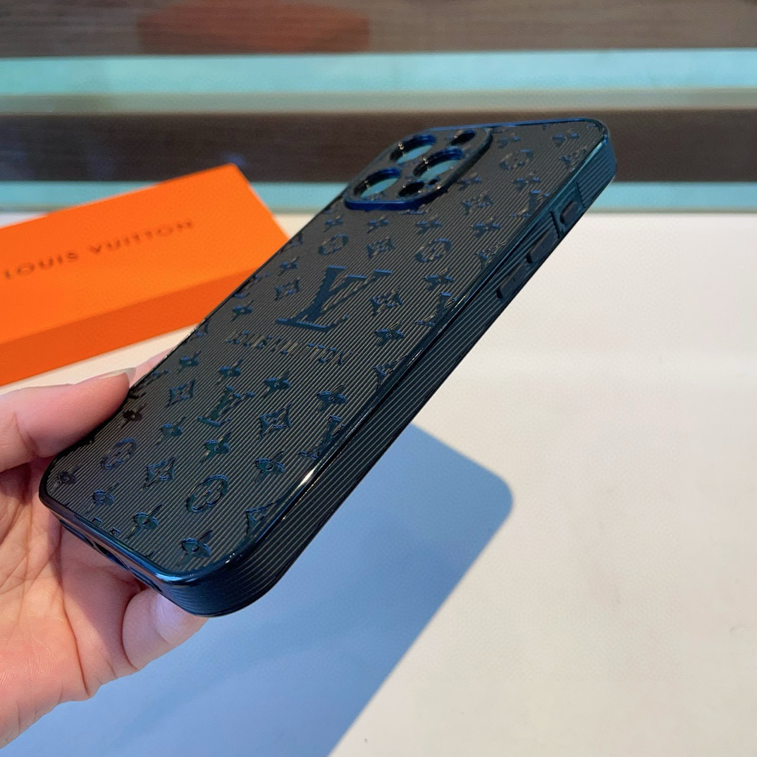 Louis Vuitton Phone Case  - EUR FASHION
