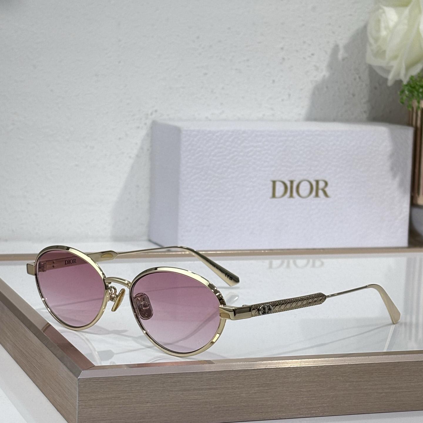  - EUR FASHION
