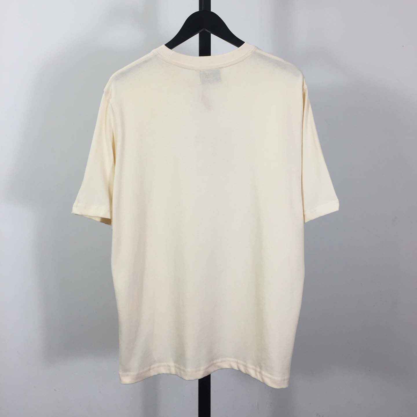 AMI Paris T-Shirt  - EUR FASHION