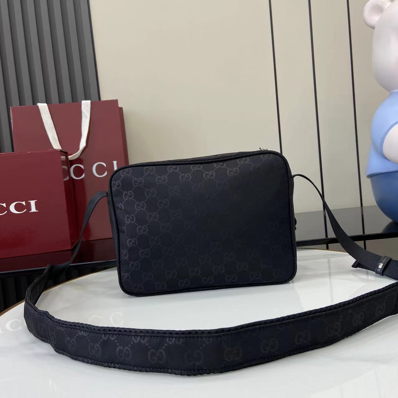 Gucci Nexus Small Crossbody Bag - EUR FASHION