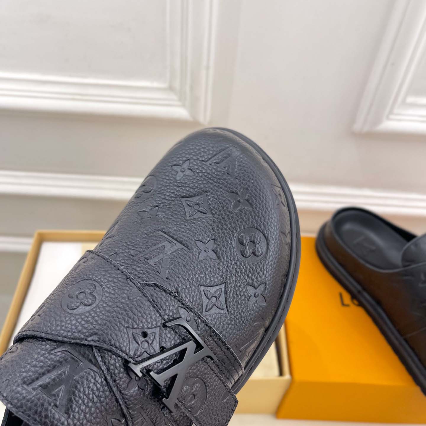 Louis Vuitton LV Easy Mule     - EUR FASHION