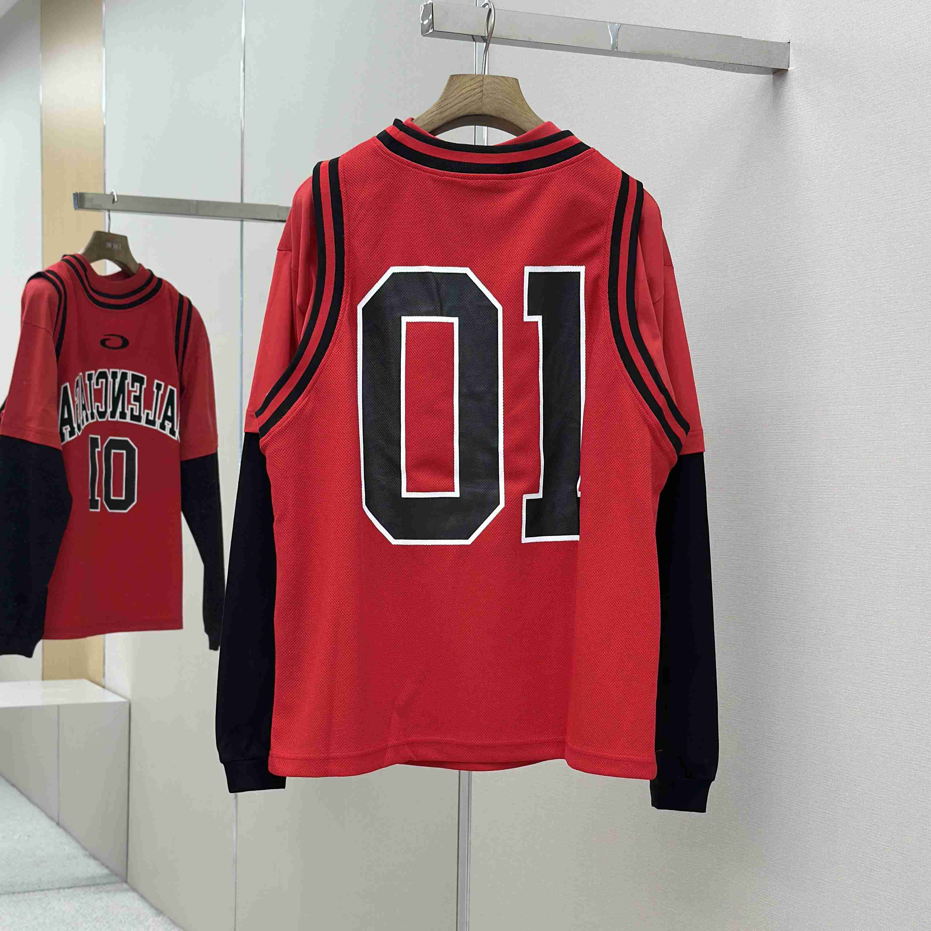Balenciaga Basketball Series - Layered Long Sleeve T-Shirt In Red And Black Sporty Mesh Jersey - EUR FASHION