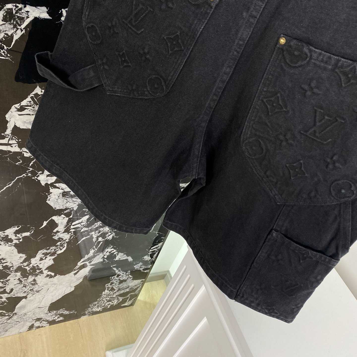 Louis Vuitton Monogram Workwear Denim Shorts Black  - EUR FASHION