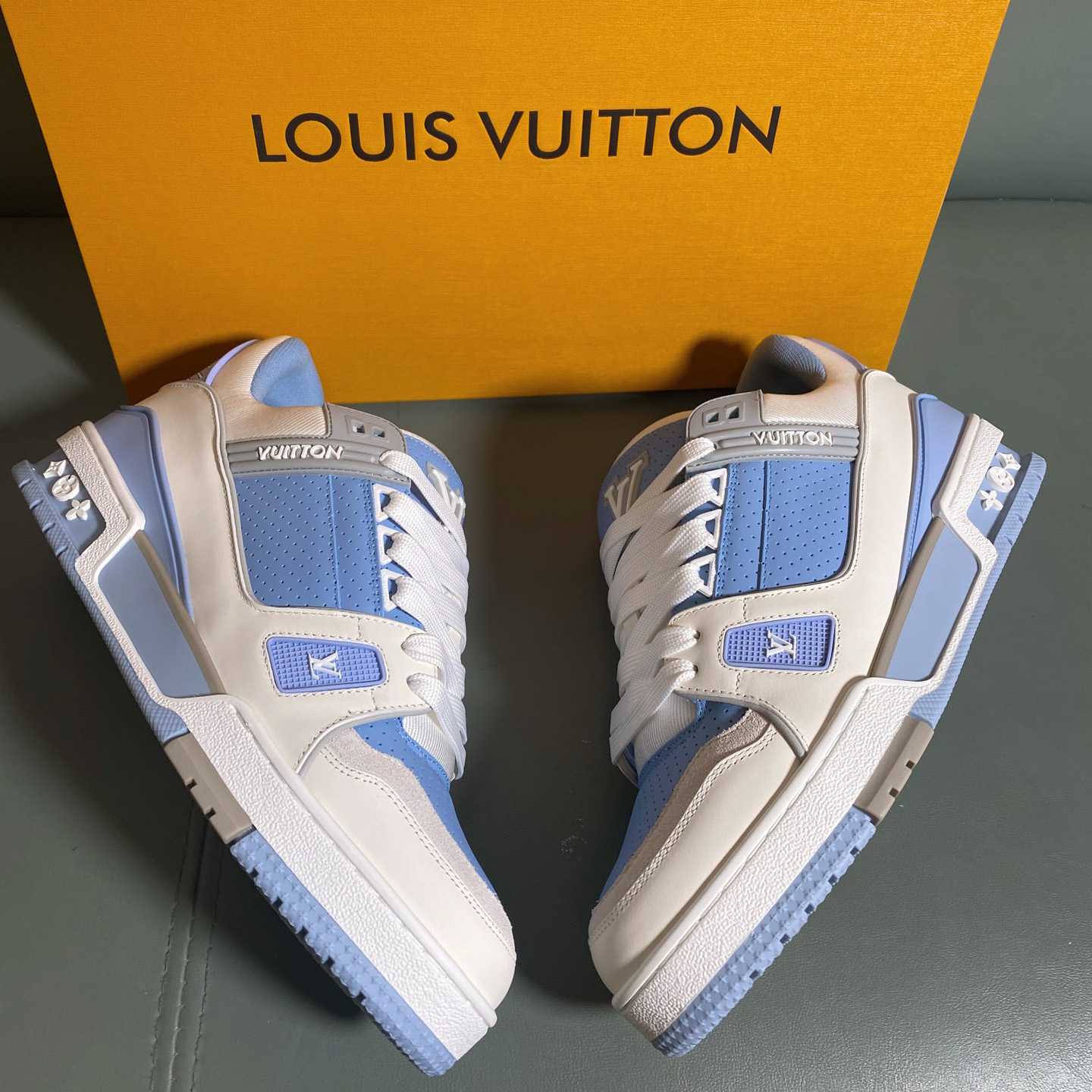 Louis Vuitton LV Trainer Sneaker      1AHTEI - EUR FASHION
