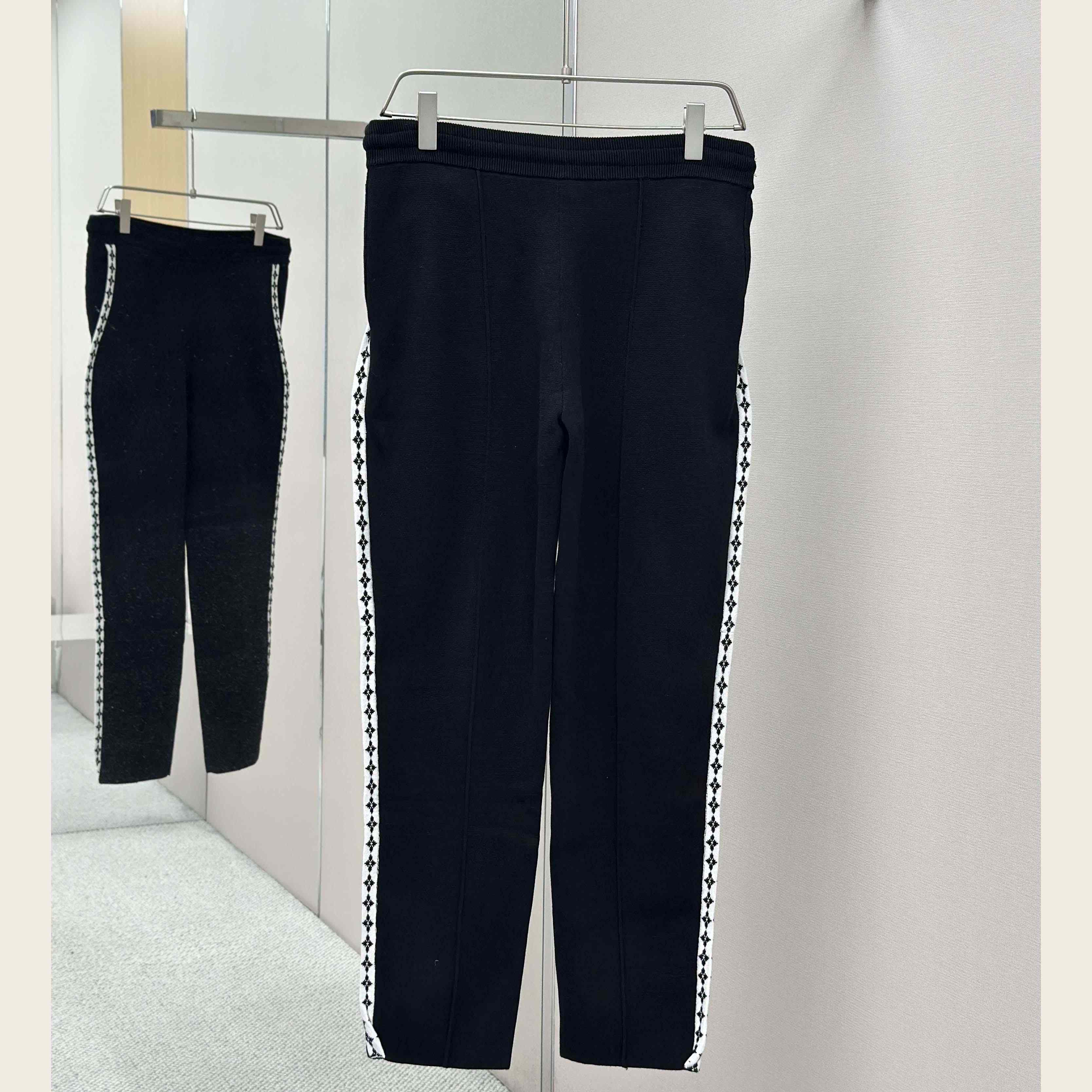 Louis Vuitton Preppy Knitted Wool Trousers   1AGTLU - EUR FASHION