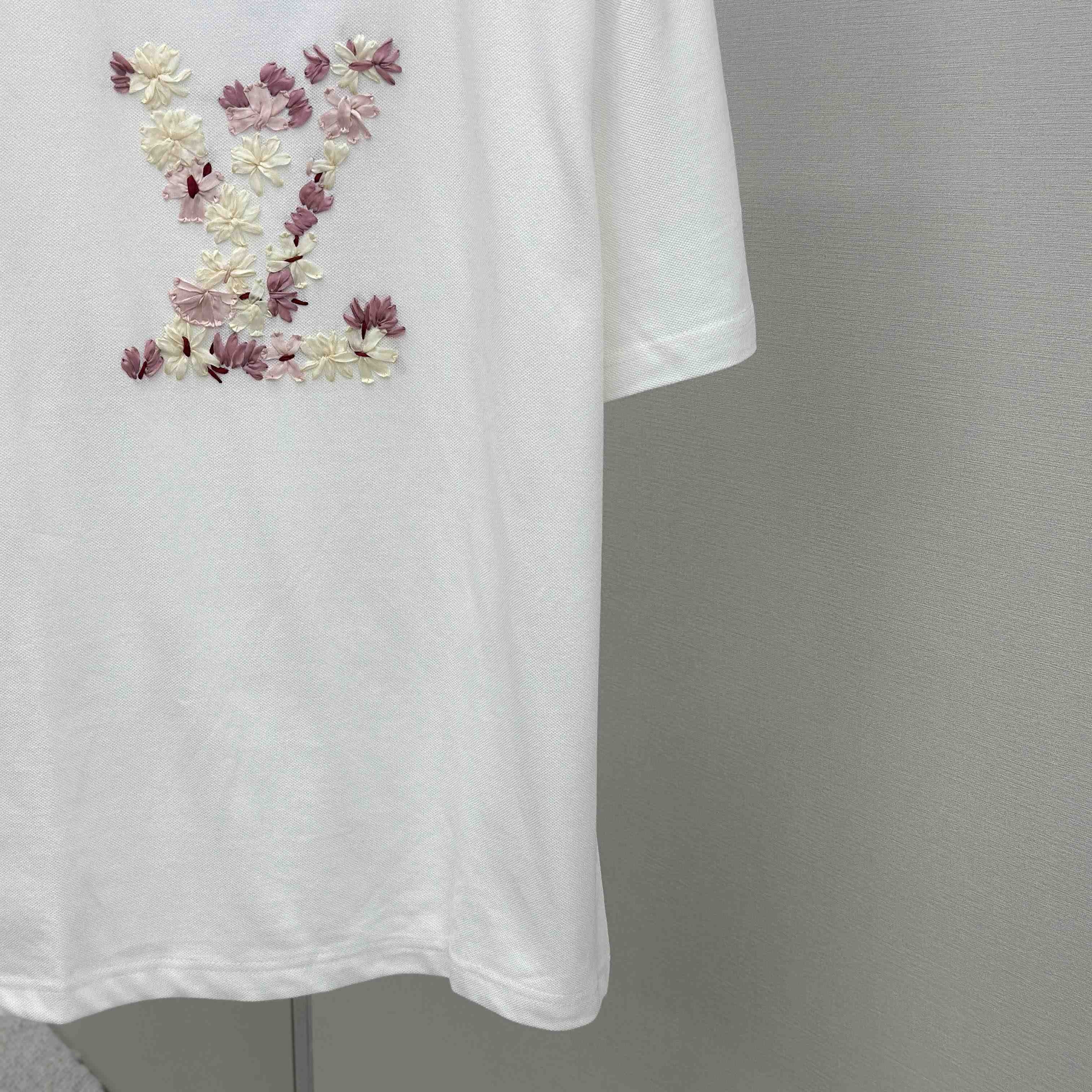 Louis Vuitton Embroidered T-Shirt   1AIMKH - EUR FASHION