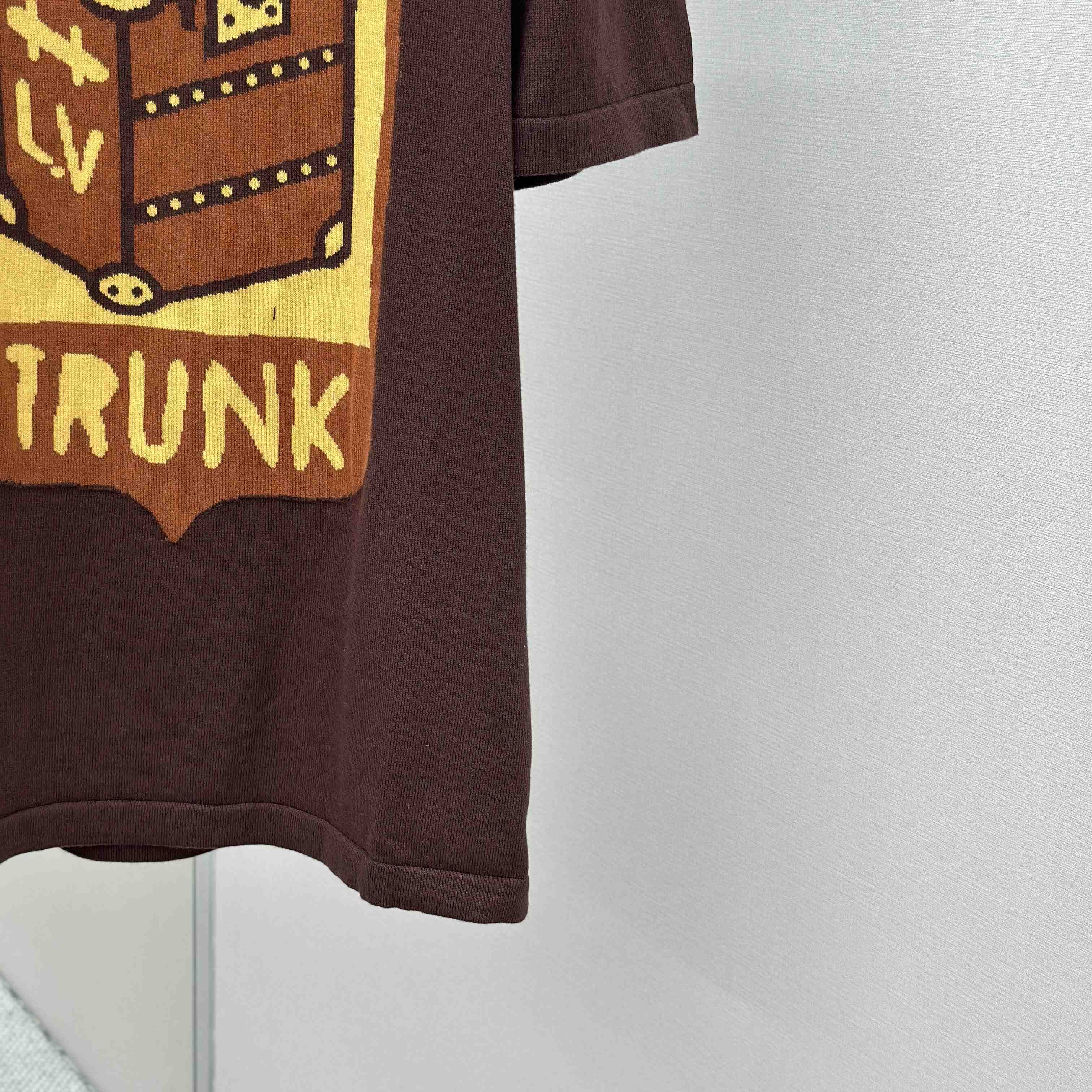 Louis Vuitton Graphic Short-Sleeved Crewneck    1AFIX1 - EUR FASHION