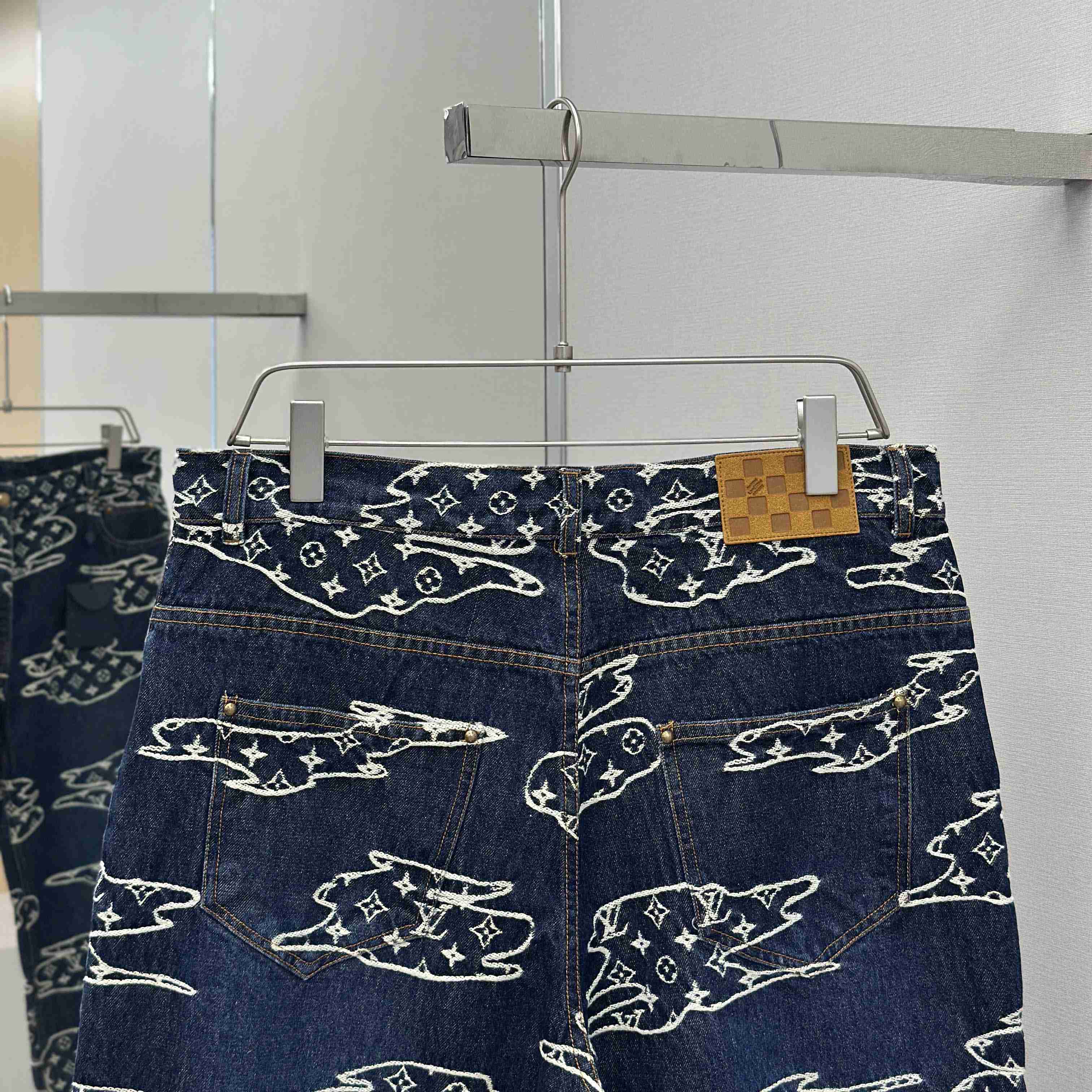 Louis Vuitton Monogram Denim Skate Pants   1AILUV - EUR FASHION