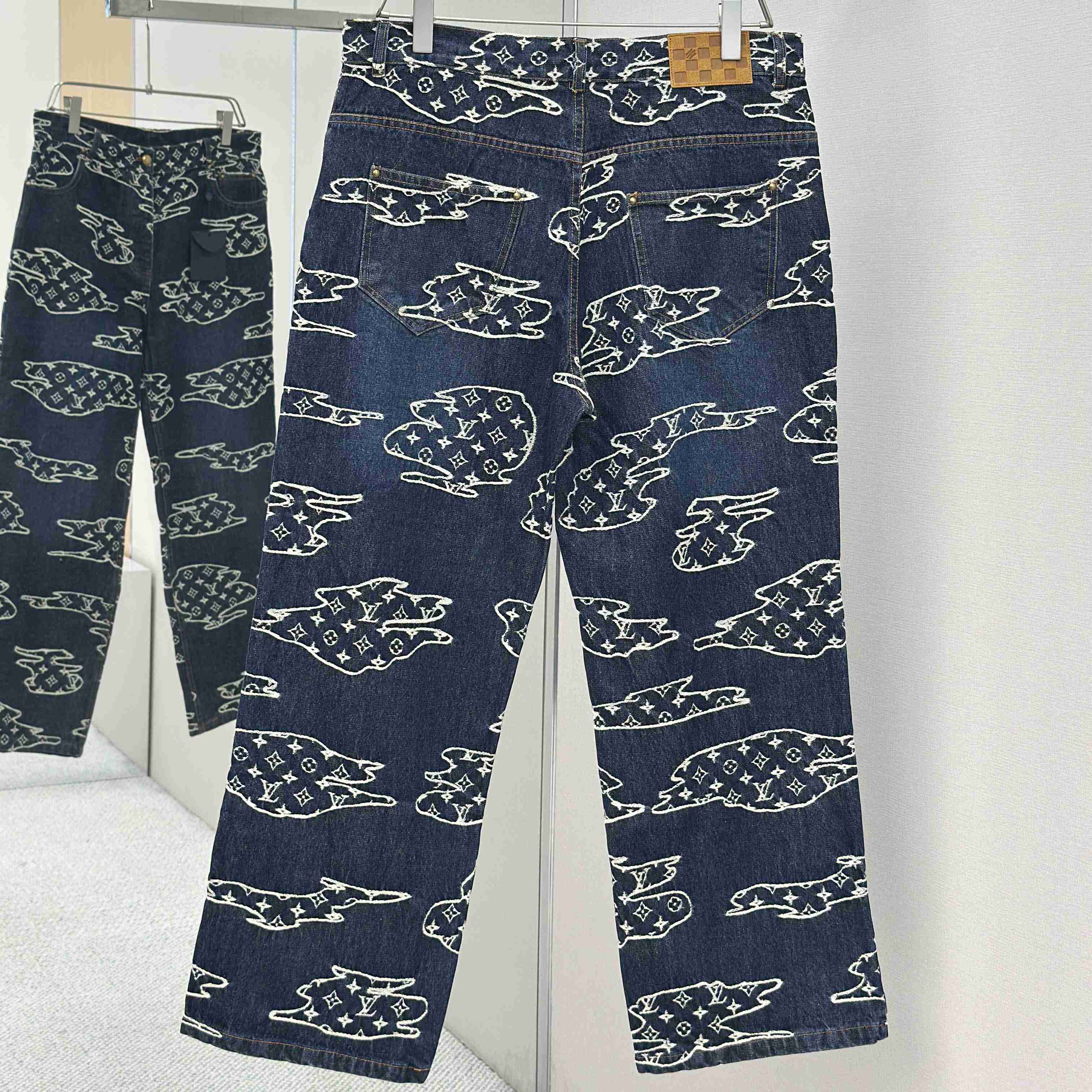 Louis Vuitton Monogram Denim Skate Pants   1AILUV - EUR FASHION