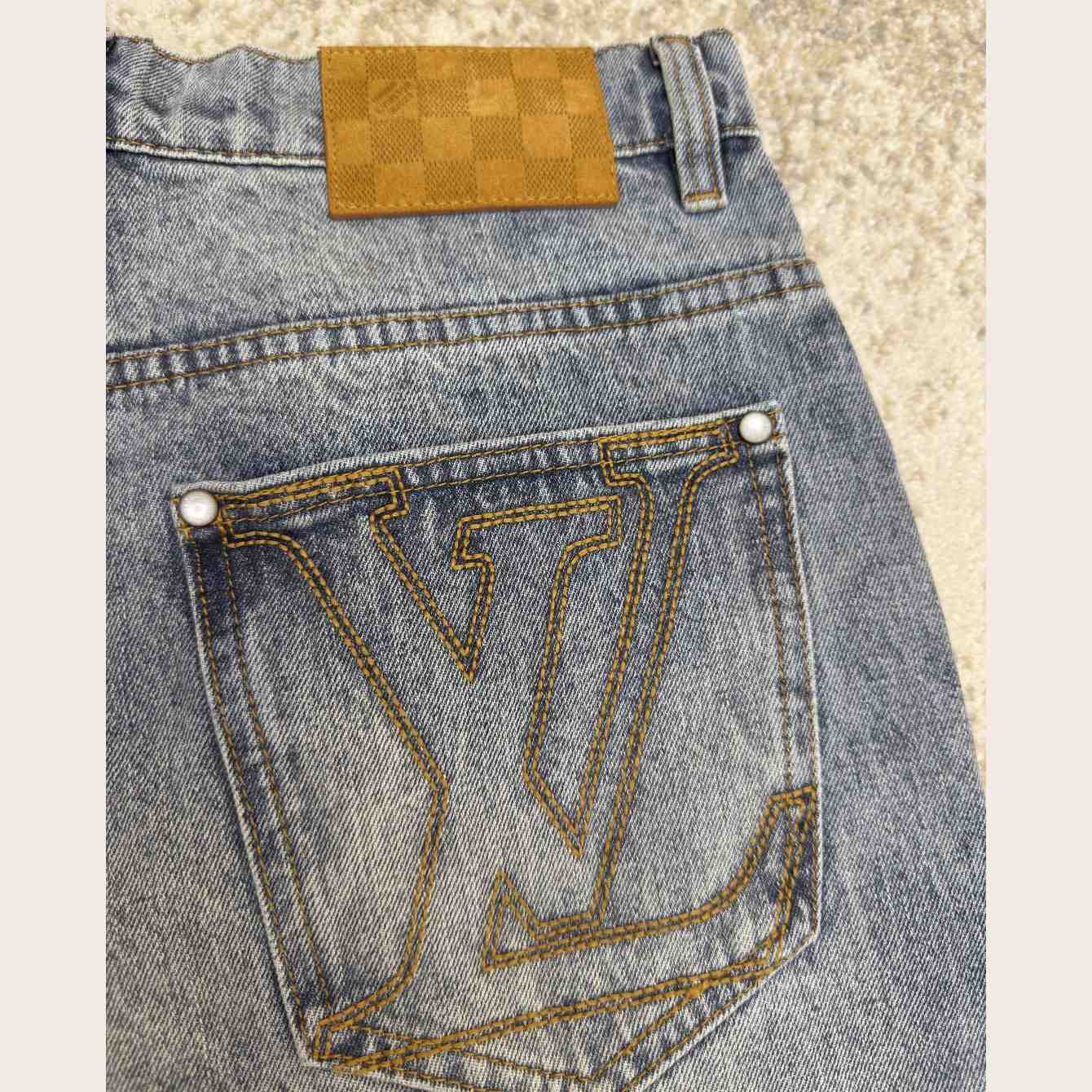 Louis Vuitton Slim Fit Denim Pants   1AGIXW - EUR FASHION