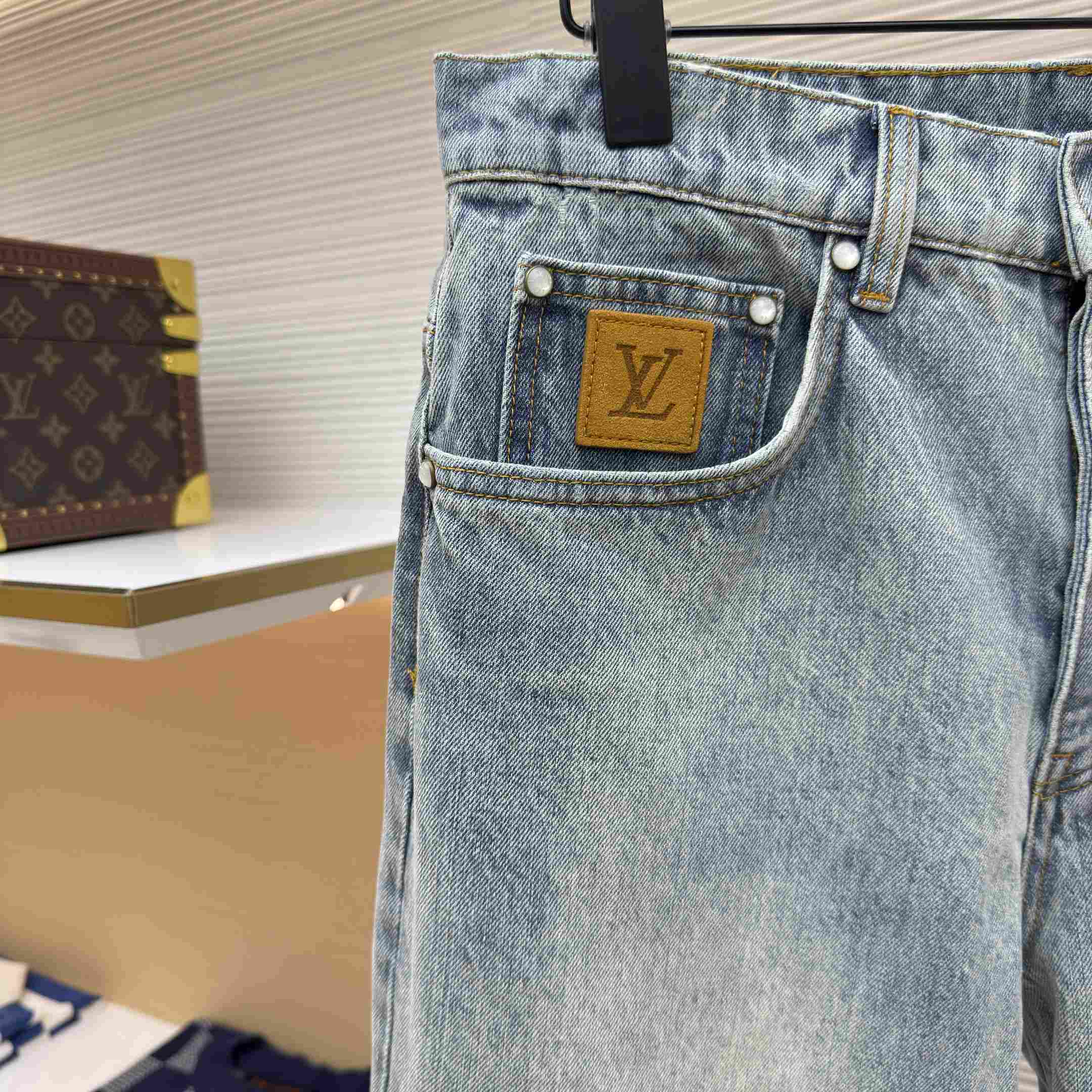 Louis Vuitton Slim Fit Denim Pants   1AGIXW - EUR FASHION