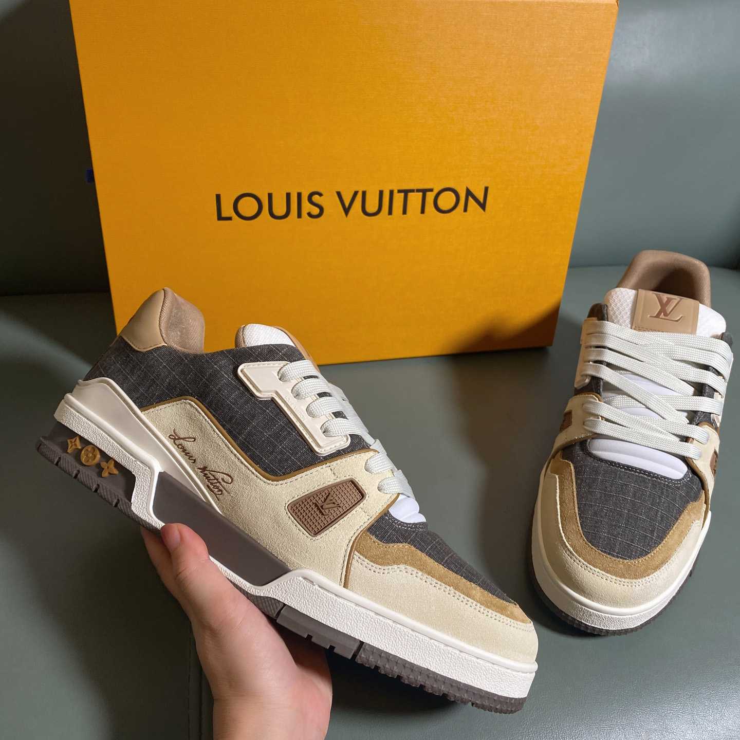  - EUR FASHION
