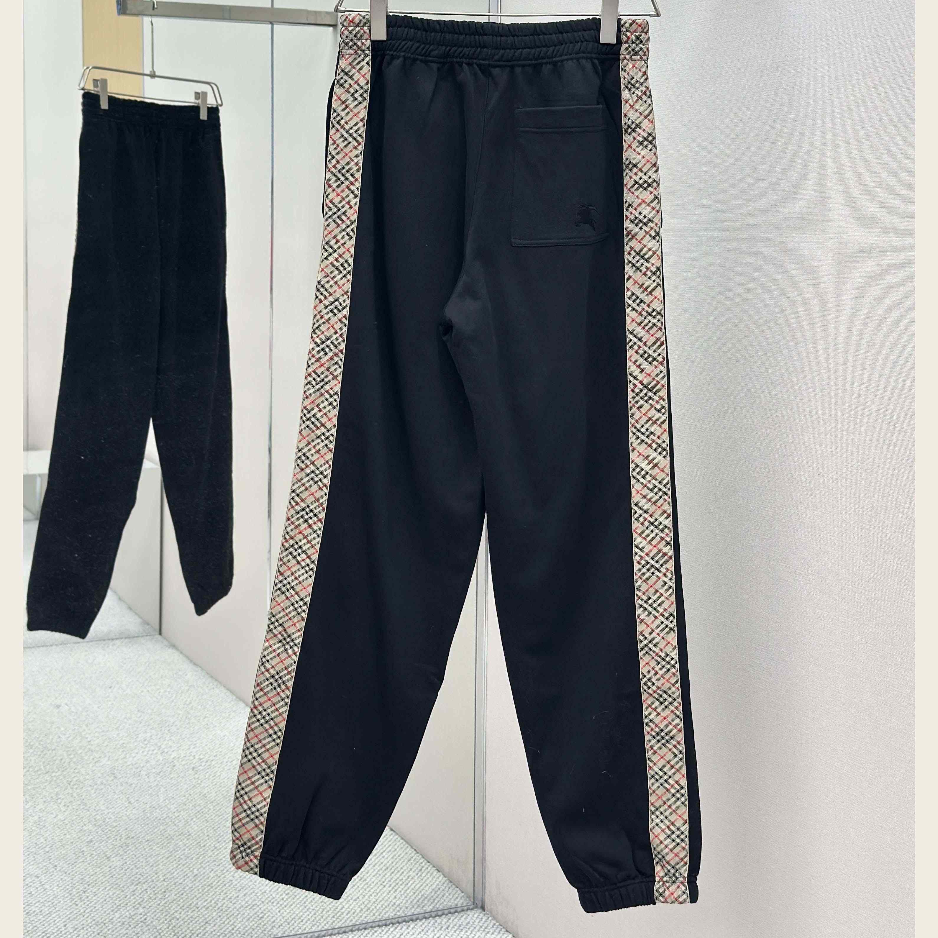  - EUR FASHION