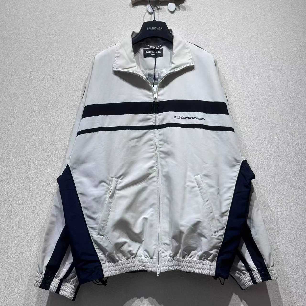  - EUR FASHION