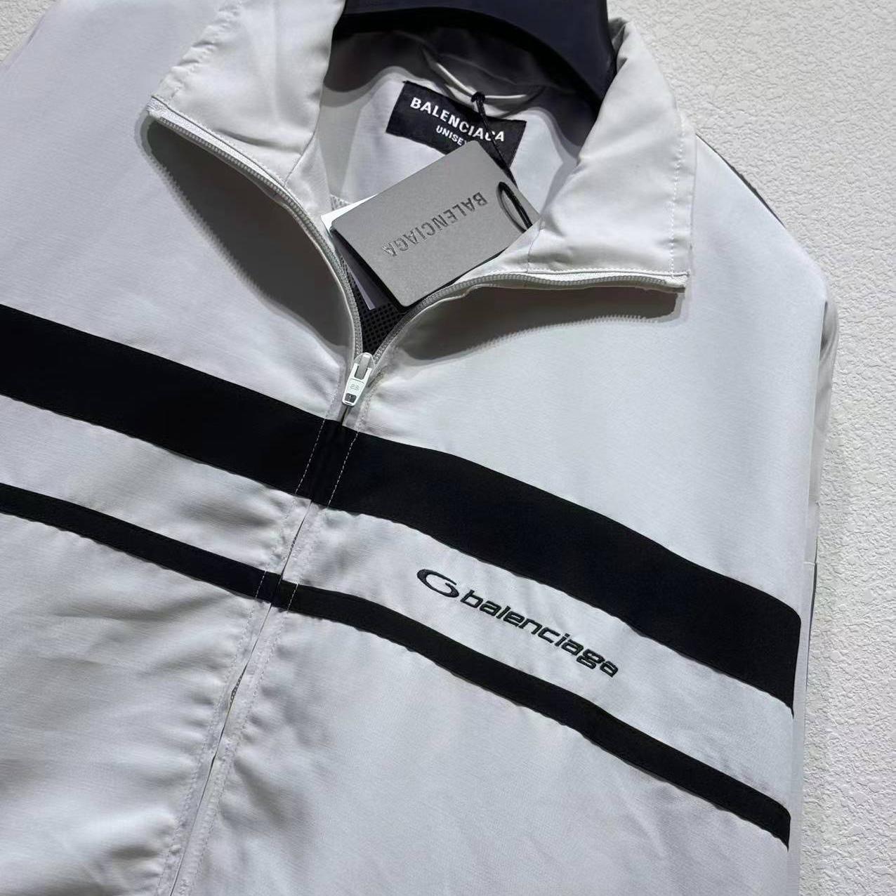 Balenciaga 50/50 Tracksuit Jacket In White And Grey - EUR FASHION