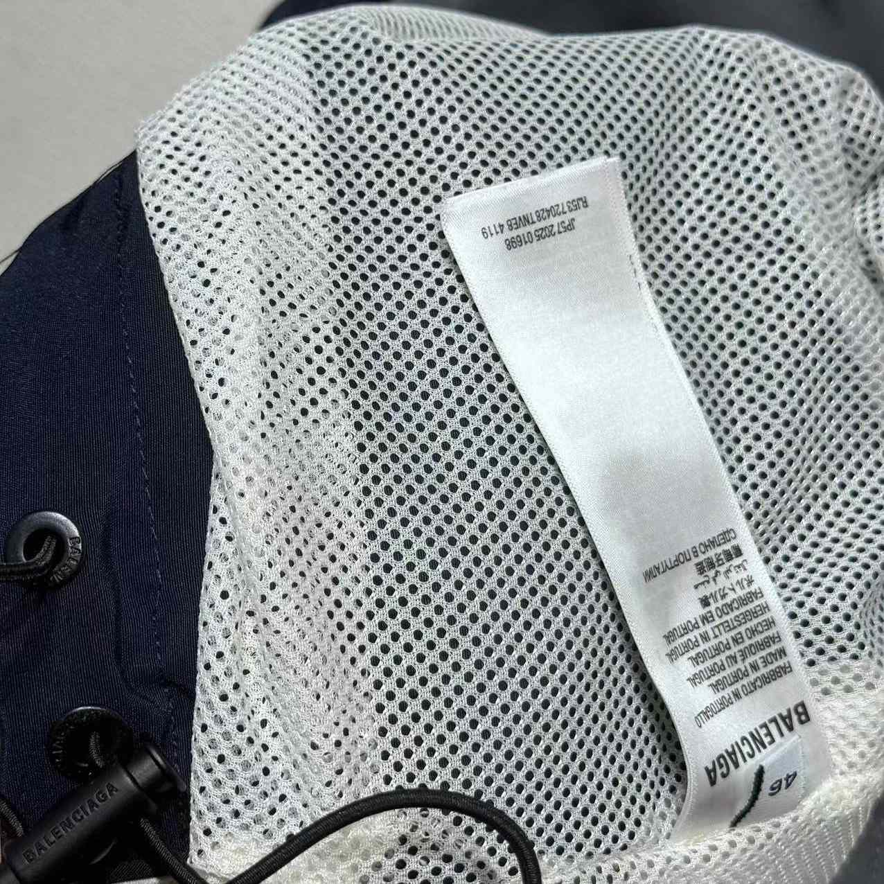 Balenciaga 50/50 Tracksuit Jacket In White And Grey - EUR FASHION